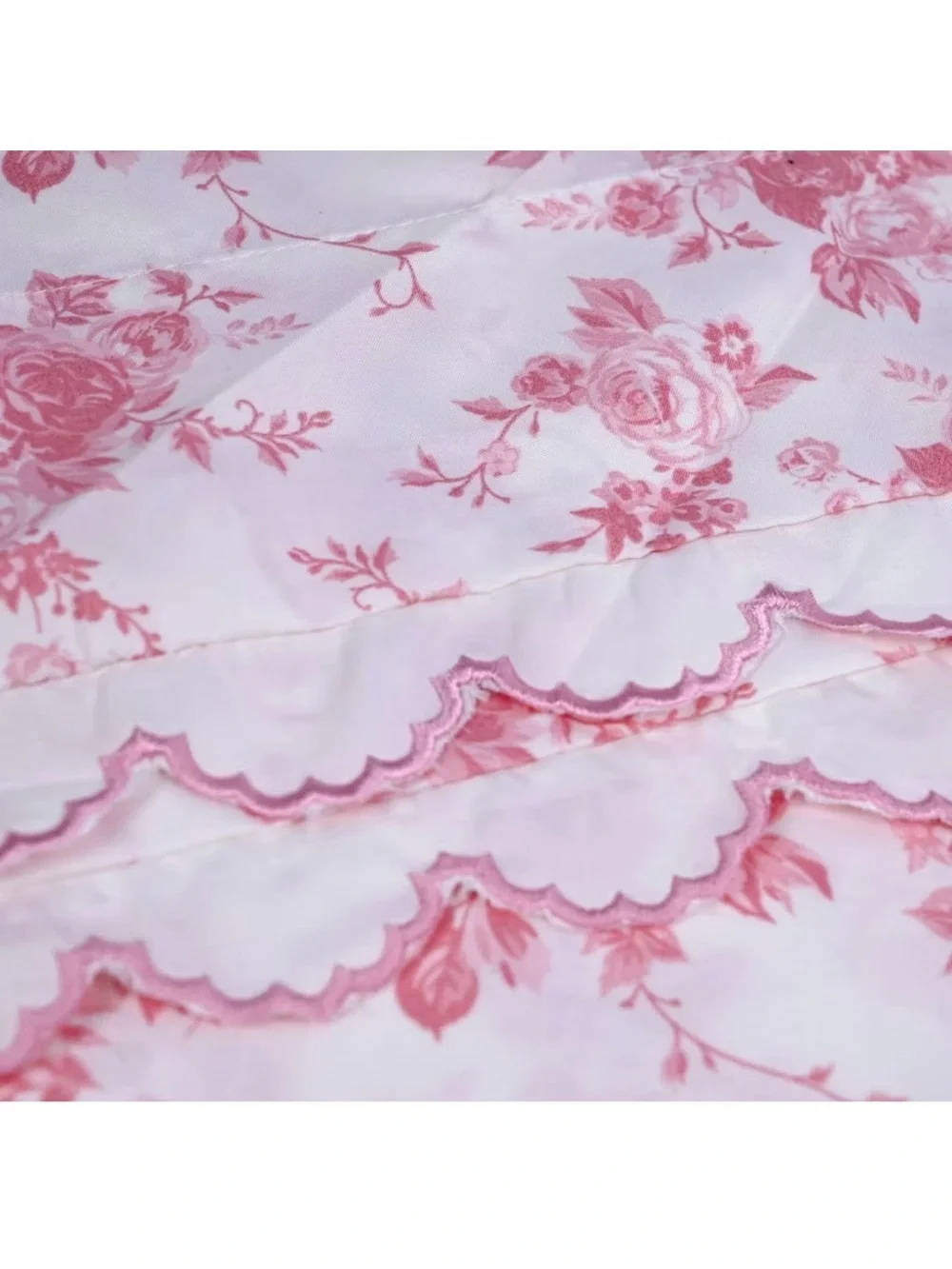 Charming Cottage Floral Pink Full Sheet Set - Classic Rose Print
